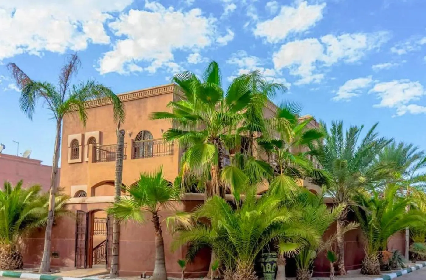 Riad Ushuaia La Villa - Centre Marrakech Marrakesh Bed & Breakfast